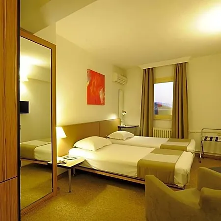 Kardes Otel 3*