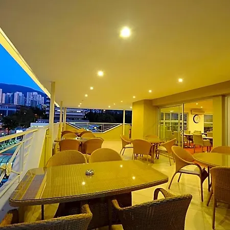 Kardes Otel