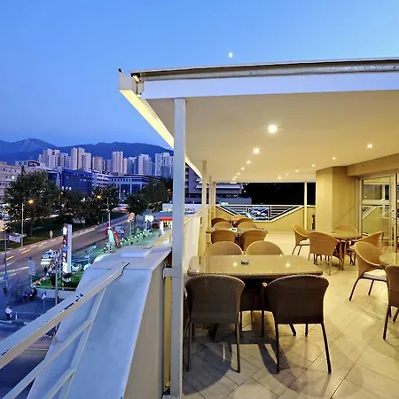 Hotel Kardes 3*